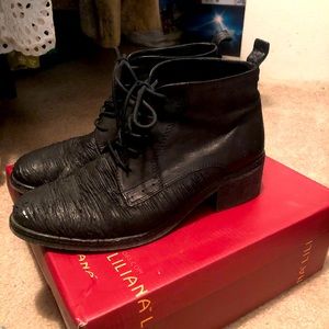 Brusque distressed black booties size 8